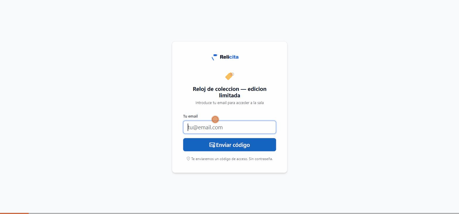 Pujar en una subasta de Relicita